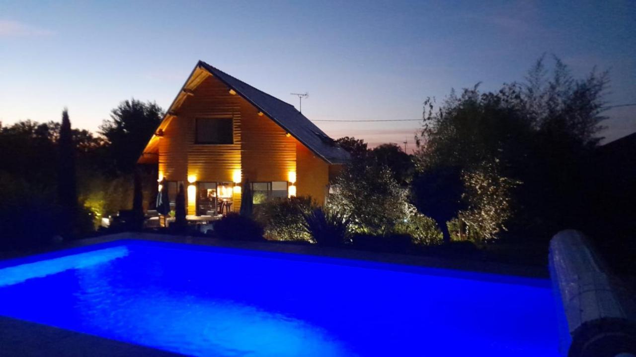 Chambre Dans Un Ecrin De Verdure Angrie Exteriér fotografie